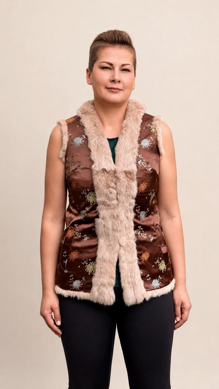 Vintage Rabbit Fur Lined Vest Chrysanthemum Embroidered Silk Brocade Boho M/L