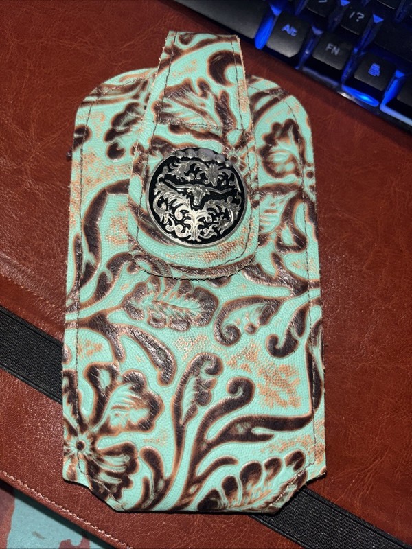 Western Turquoise And Brown With Cow Pendant Phone Case Brand New