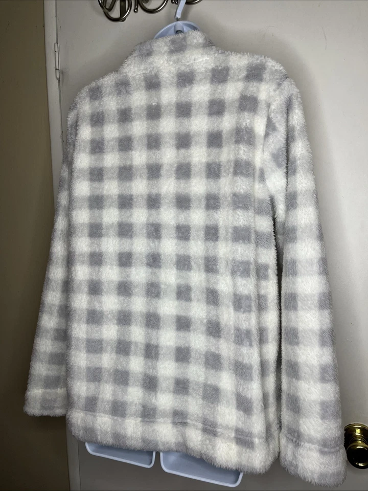 Women’s Jacket Size Large Croft & Barrow Checkered Sherpa Zip Up - Image 4 of 4