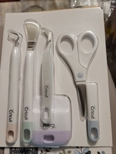 Cricut Craft Tool Set - Scissors, Tweezers, Scraper, Weeder
