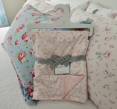 NWT SHABBY CHIC BY RACHEL ASHWELL PINK W/WHITE LACE PATTERN MINKY BABY BLANKET