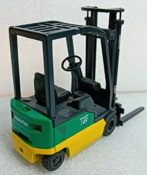 KOMATSU 18 MULETTO scala 1/25 OLD CARS OLCKOM4 - Immagine 2 di 2