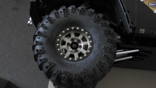 Redcat Gen8 RC Rock Crawler W/upgrades International Harvester Scout II - Picture 10 of 21