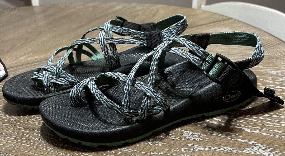 Chaco Black & Blue Strappy Sandals Hiking Waterproof Adjustable Athletic Sz 10 Amazon.com | Chaco Womens Rapid Pro Toe-Loop Aquatic Navy  main image 3