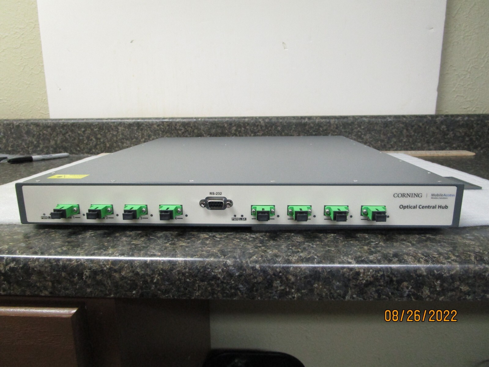 Corning MobileAccess Optical Central Hub OCH-GX-8-XR