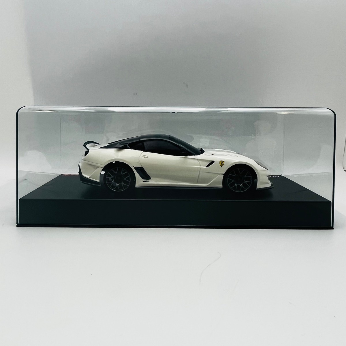 Kyosho Mini-z Body ASC Ferrari 599XX White Version MZP216W Kyosho Mini-z Body ASC Ferrari 599XX White Version MZP216W