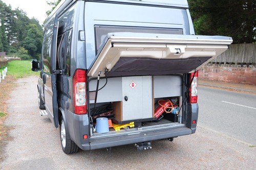 AUTO-TRAIL V-LINE 600 2.3 130 BHP 43K MILES F/S/H / 2 BERTH / SOLAR SYSTEM - Picture 24 of 24