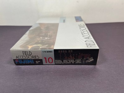 Fujimi FIELD ACCESSORIES D10 38010 1:76 Scale 27 Model Kit Vintage