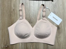 NWT Momcozy Seamless Wireless Beige Nursing Bra Bralette - Size Medium