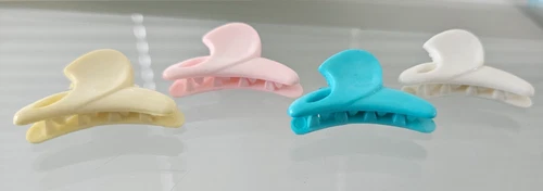 Vintage Barbie Doll Accessories HAIR CLIP 1.5'' YELLOW BLUE PINK WHITE