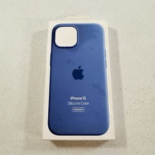 Genuine Apple Silicone Case with MagSafe For Apple iPhone 15 - Winter Blue NEW