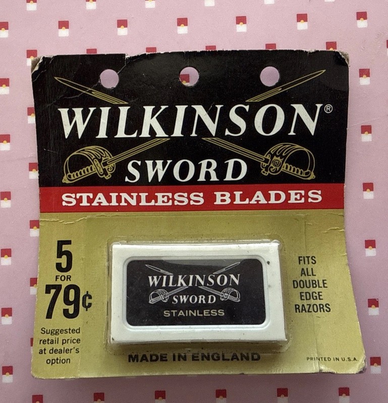VINTAGE WILKINSON SWORD EDGE RAZOR BLADES