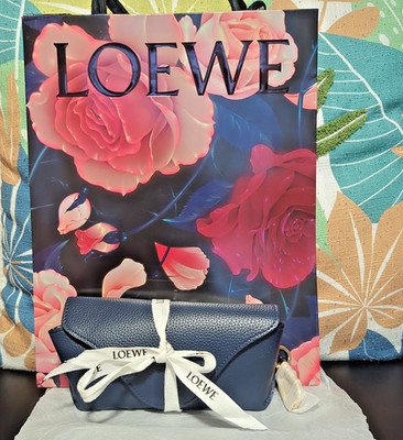 Loewe Blau Leder Brillenetui Neuzustand mit Band & Geschenktasche Set Original