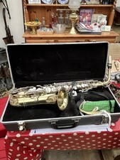 Bundy 2 Alto Saxophone with Hard Case