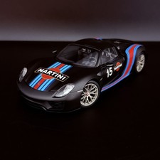 1:18 Porsche 918 Spyder Black Martini Livery – AUTOart Model Car