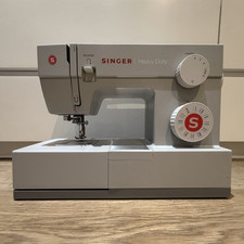 SINGER Heavy Duty 4423 Sewing Machine
