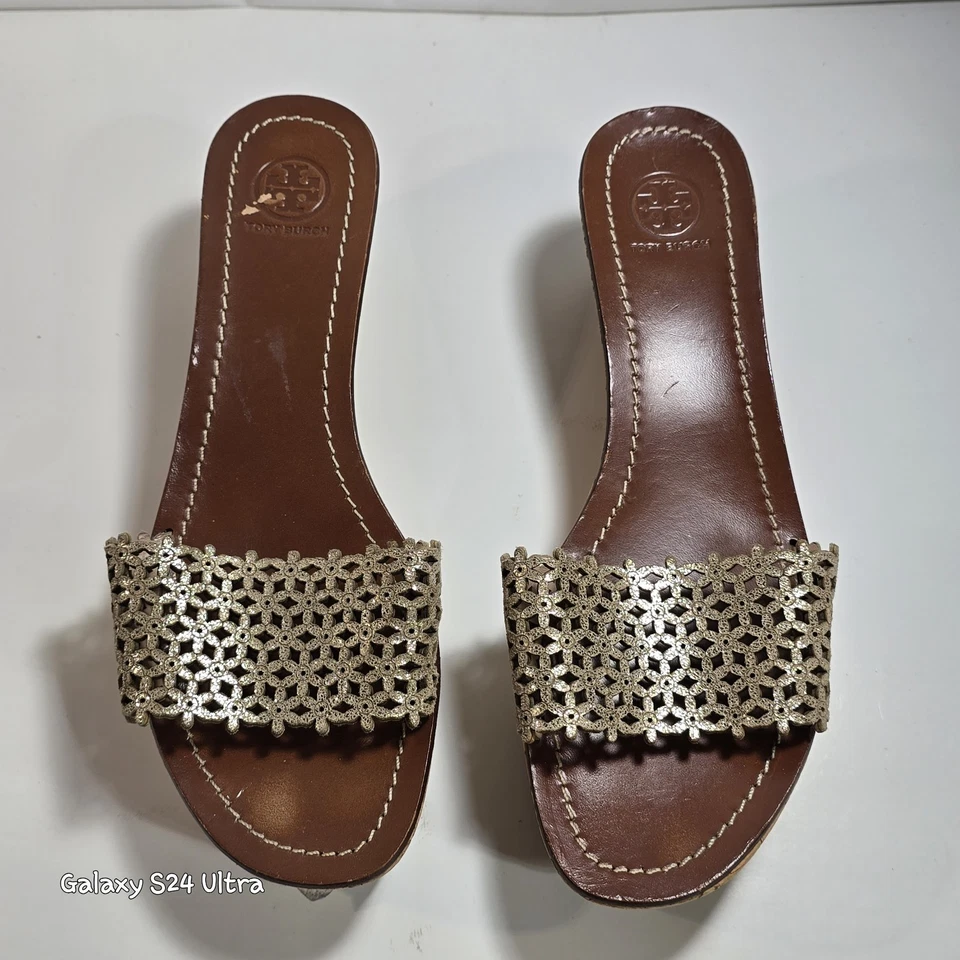 Tory Burch Daisy Gold Metallic Leather Slide Cork Wedge Sandals Sz 9.5 M - Image 4 of 4
