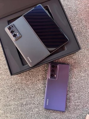 Honor Magic V2 5G 7.92'' Google Android Foldable Phone Snapdragon 5000mAh