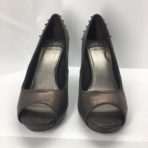 Fergalicious by Fergie Grudge bronzefarbene Damen-Pumps mit Nieten hoher Absatz Größe 10M - Bild 2 von 9
