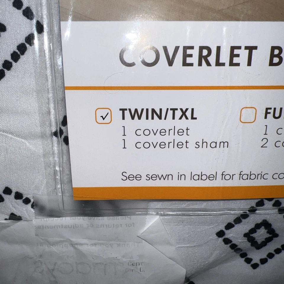 Intelligent Design Camila Reversible 3-Piece Quilt Set, Twin/Twin XL - Image 3 of 4