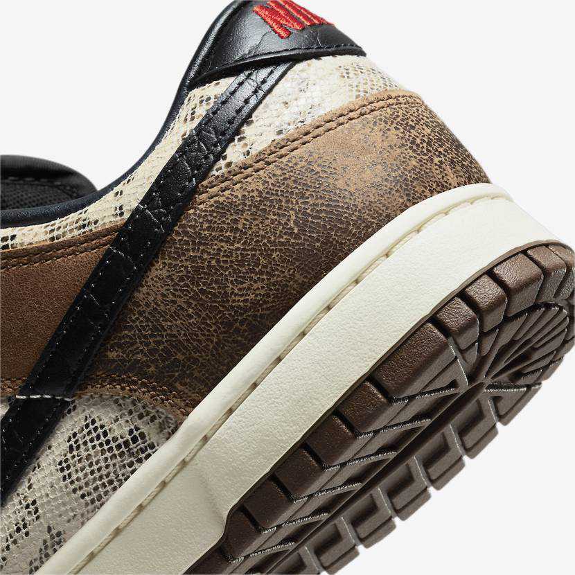Nike Dunk Low PRM Head 2 Head / CO.JP 2023 FJ5434-120 Brown Men's