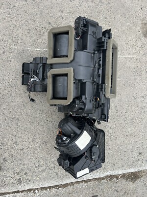 2014-2018 BMW X6M GENUINE FRONT HVAC A/C HEATER BLOWER MOTOR W/HOUSING DUCT OEM