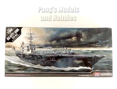 USS Kitty Hawk CV-63 Carrier US NAVY 1/800 Scale Plastic Model Kit