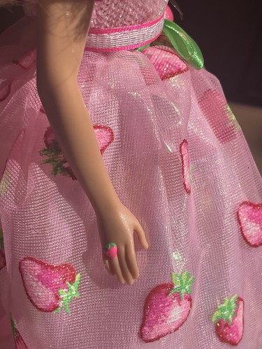 1998 Avon Exclusive Special Edition Strawberry Sorbet Barbie Doll UNBOXED - Picture 5 of 9