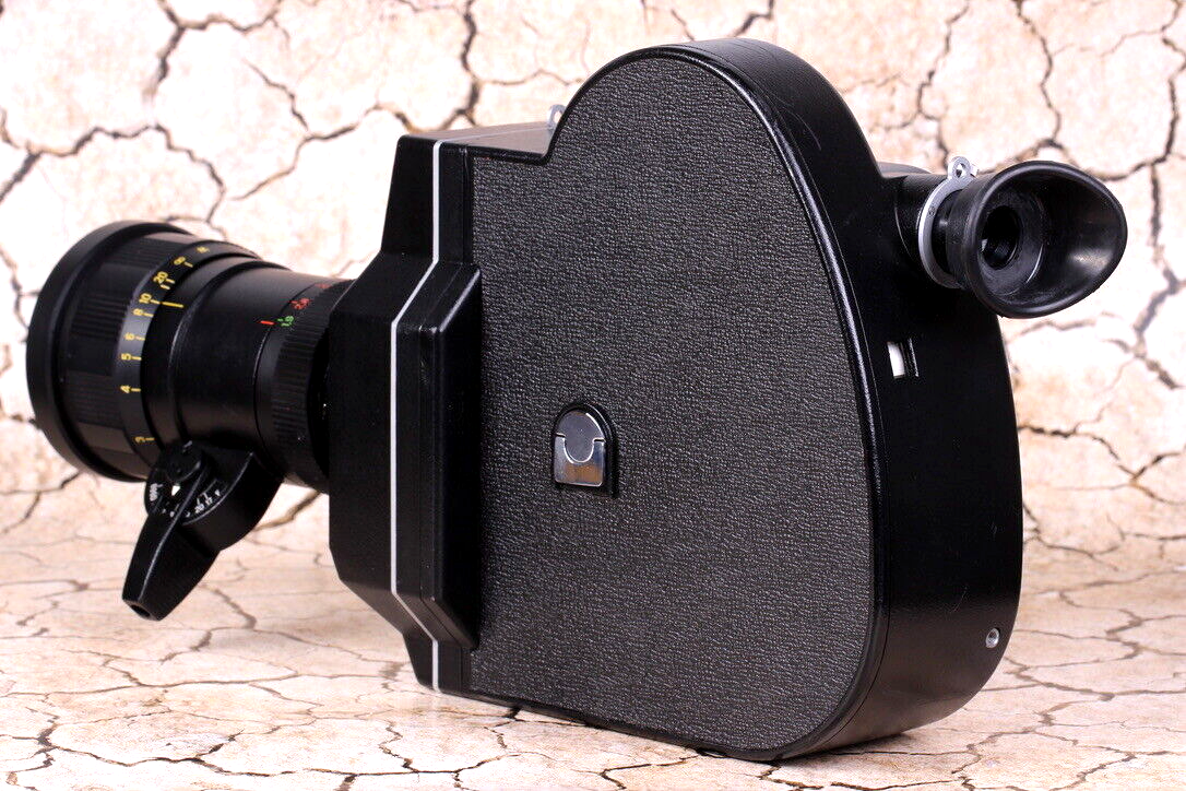 KRASNOGORSK-3 Soviet Cinema camera Vintage Medium format KRASNOGORSK-3 Soviet Cinema camera Vintage Medium format