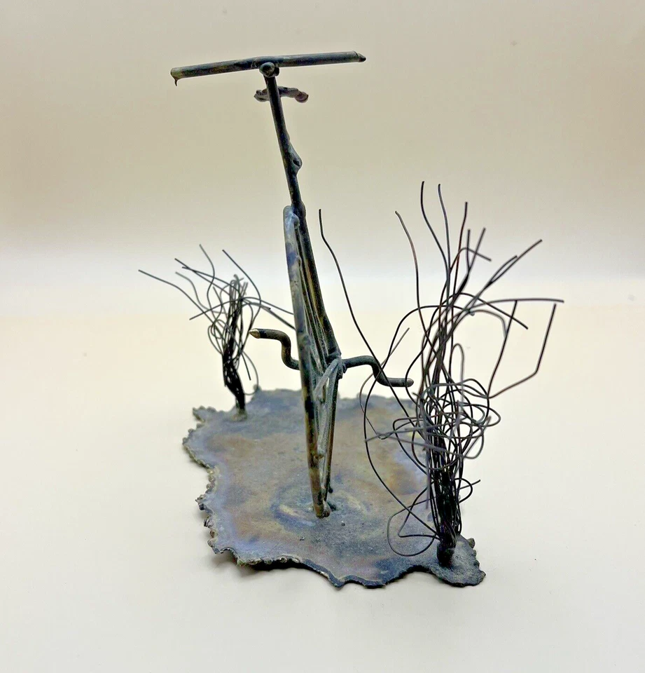 Escultura de arte de metal vintage cobre óxido estaño rueda alta bicicleta retro MCM firmada Foto 3 de 4