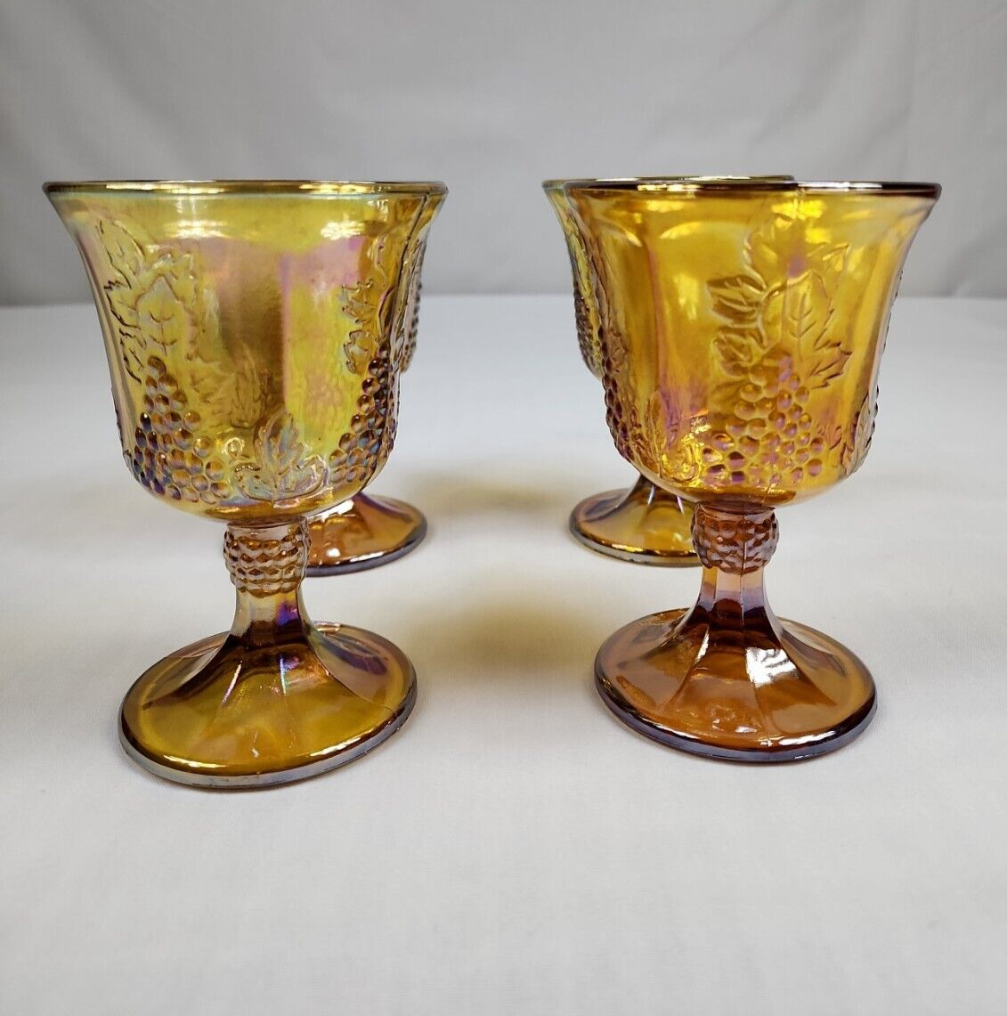 Vintage Gold Iridescent Indiana Carnival Glass Goblet Harvest Grape Set Of 4