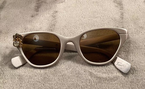 Gafas de sol bifocales de aluminio con joyas TURA Cat Eye de colección hechas en España 631706 - Imagen 2 de 12