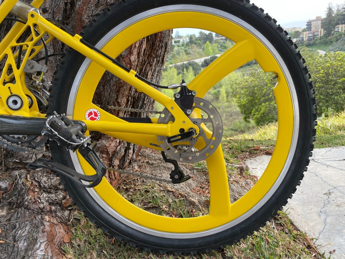 VTT Porsche Bike FS Evolution gris foncé métal à l'échelle 1/10 - Welly 12265 4013594122658