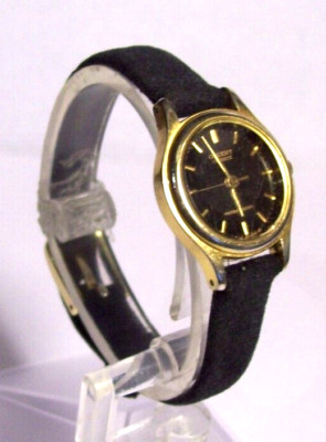 Orient Ladies Luxury Watch Slim Low Profile fits 5.50''--6.75'' Looks & Runs Great