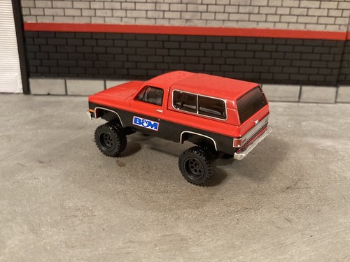 1991 Chevy Blazer K5 Lifted 4x4 Truck 1/64 Diecast Custom Off Road Greenlight - Picture 7 of 15