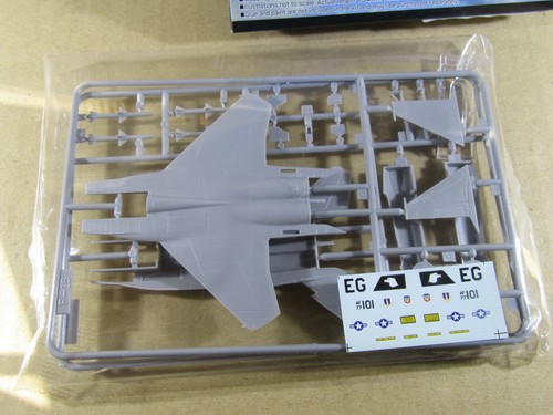 180S Aoshima No 35429 Avion Mini Fighter No.1 F-15 Eagle 1:144 Neuf + Boite - Picture 2 of 9