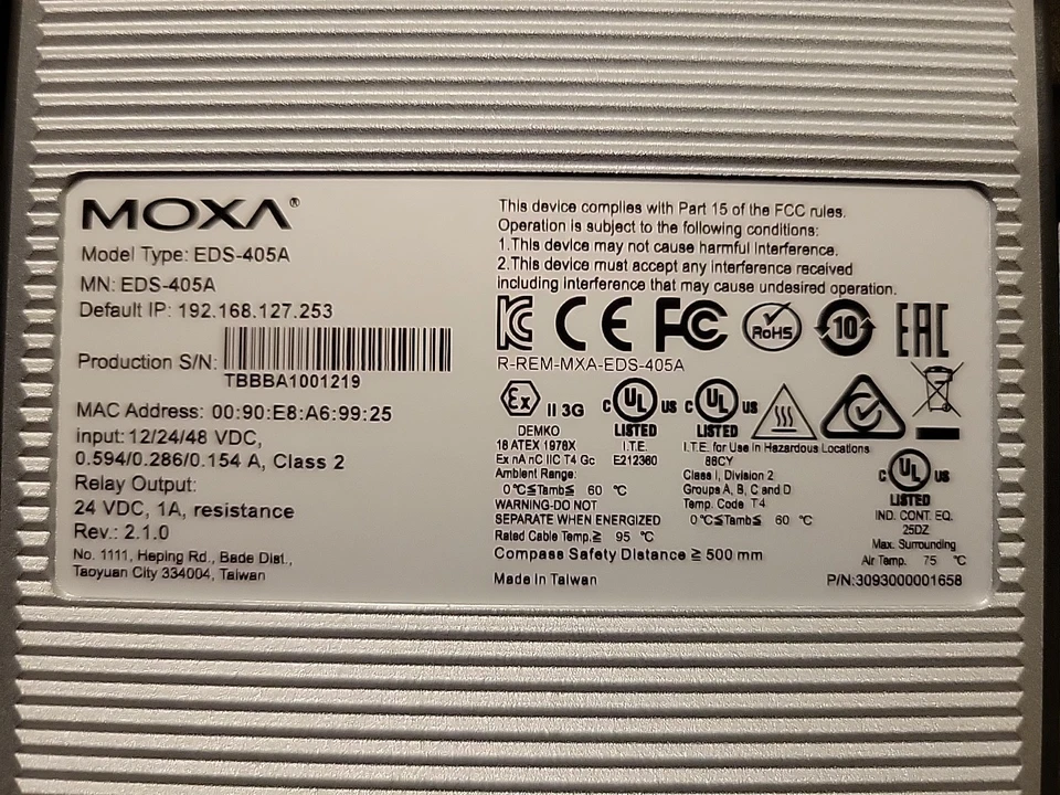 BRAND NEW MOXA EDS-405A V2.1 Managed Ethernet Switch w/ 5 10/100 Base T(X) Ports - Image 3 of 4