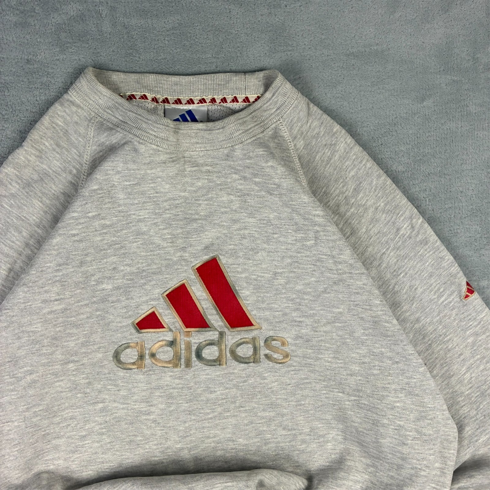Vintage Adidas 2000's Grey Spellout Trefoil Size XL Pullover Sweatshirt image 4