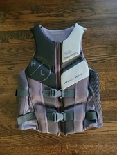 HyperLite Wake Co Black/Gray 2 Buckle Zipper Life Jacket Vest 3240 Adult Medium