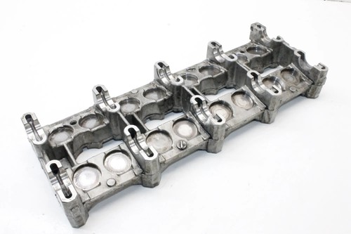 Engine cylinder head
