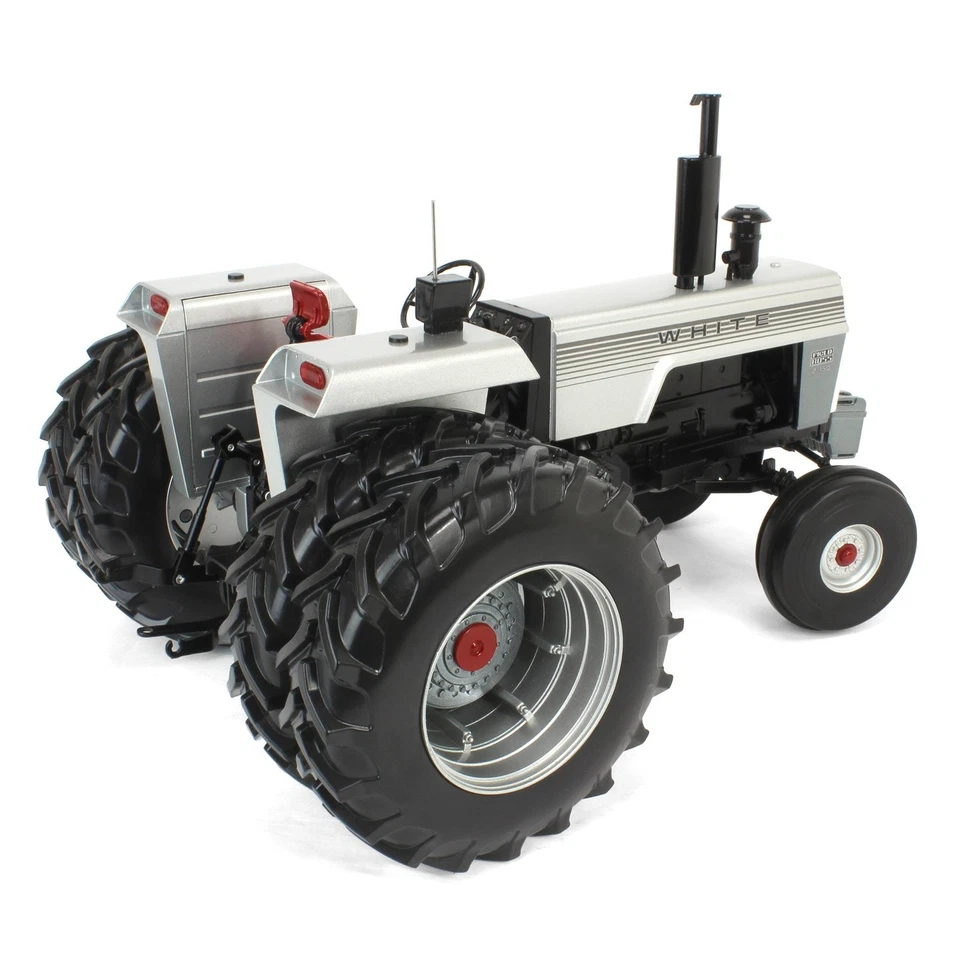 Spec Cast 1/16 White 2-150 Tractor with Rear Dual Wheels SCT964 - Image 3 of 4