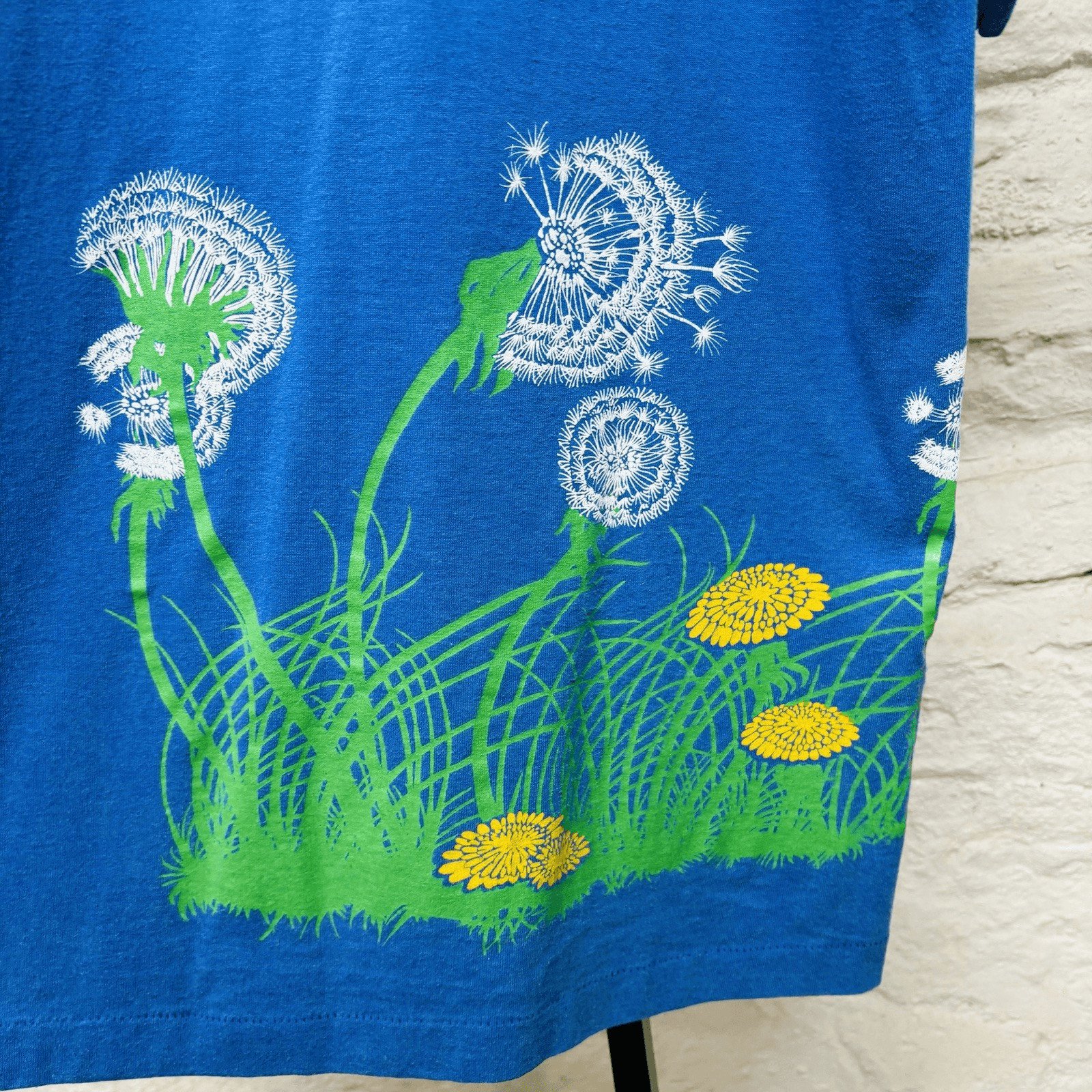 Vintage 90s AmeriFlora 92 Floral Nature Single Stitch Wrap Around Print T Shirt