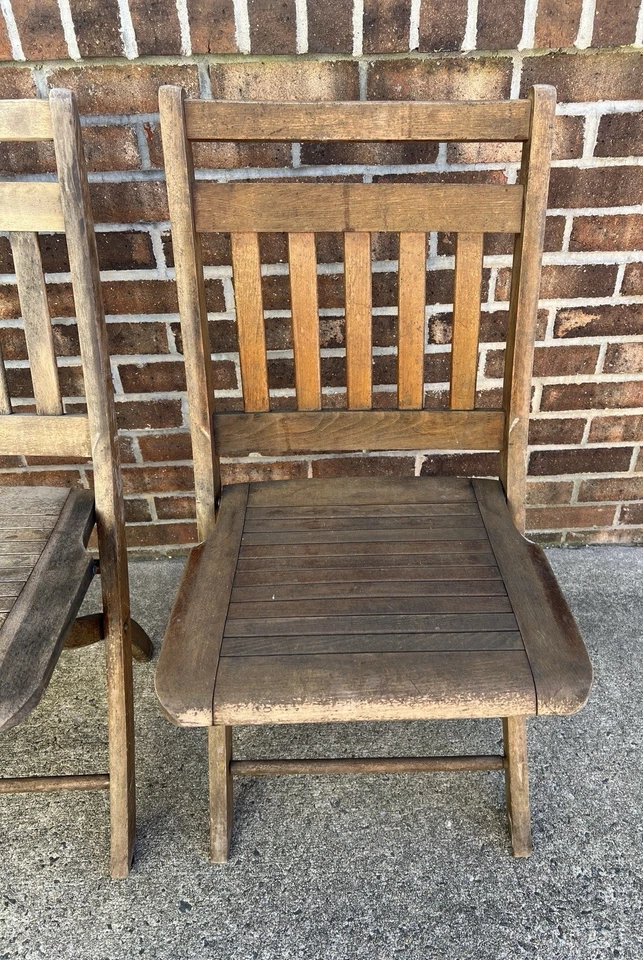 JUEGO DE 2 SILLAS PLEGABLES ANTIGUAS DE LISTONES DE MADERA BANQUETE IGLESIA EVENTO ASIENTOS SALVAMENTO Foto 4 de 4