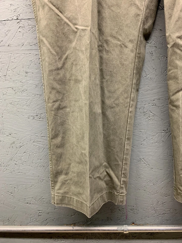 L.L. Bean Cargo Pants Men’s 44x32 Blue Comfort Waist Lot of 3 - Imagem 4 de 4