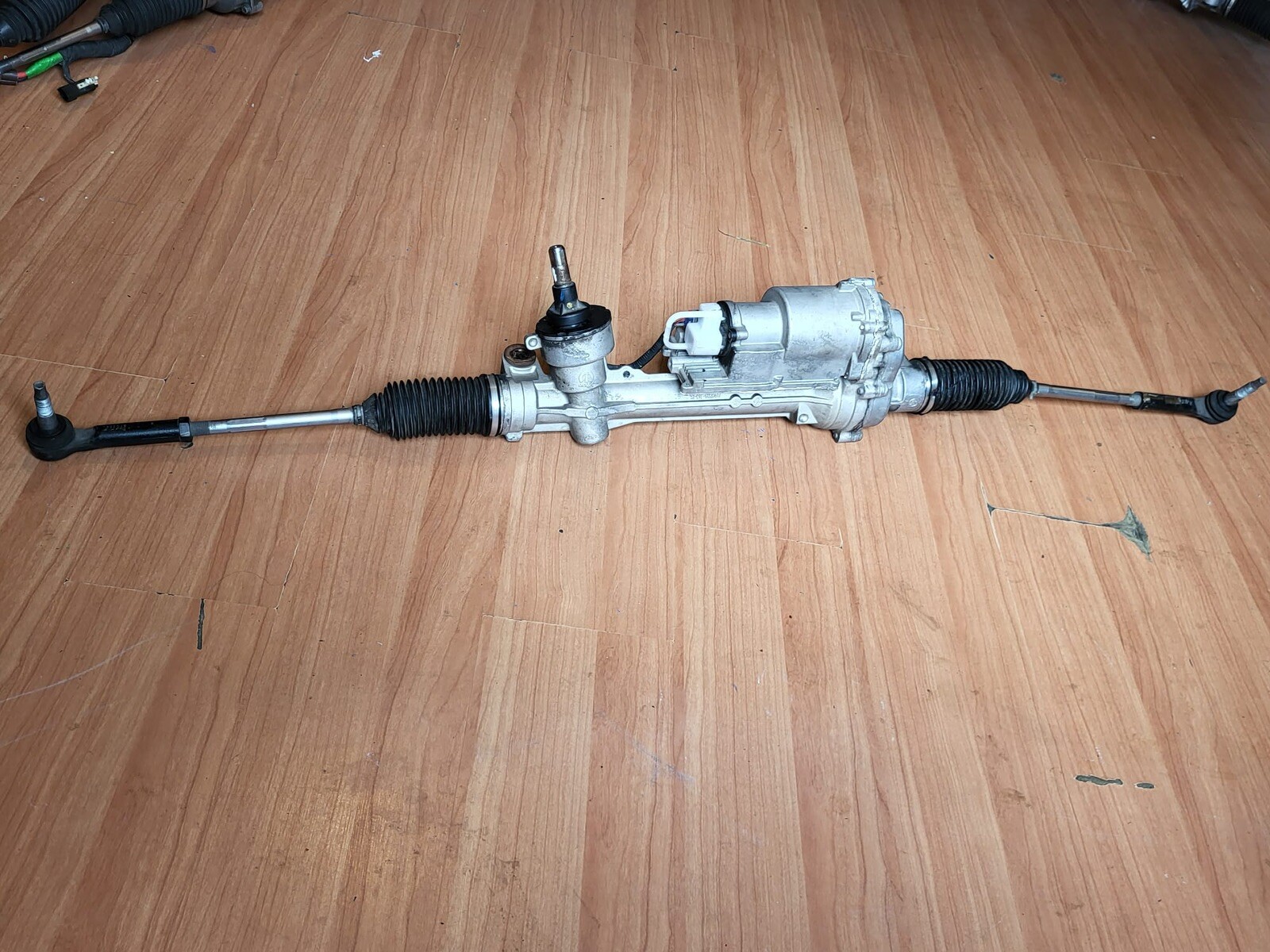 2016 2018 DODGE CHALLENGER POWER STEERING GEAR RACK & PINION OEM