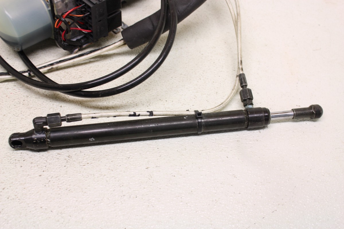 Audi TT Roadster Mk1 Convertible Top Motor Assembly