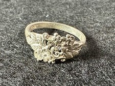 Silver Floral Handcrafted Ring Size 7.5