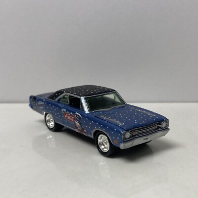 1969 69 Dodge Dart GTS Collectible 1/64 Scale Diecast Diorama Model