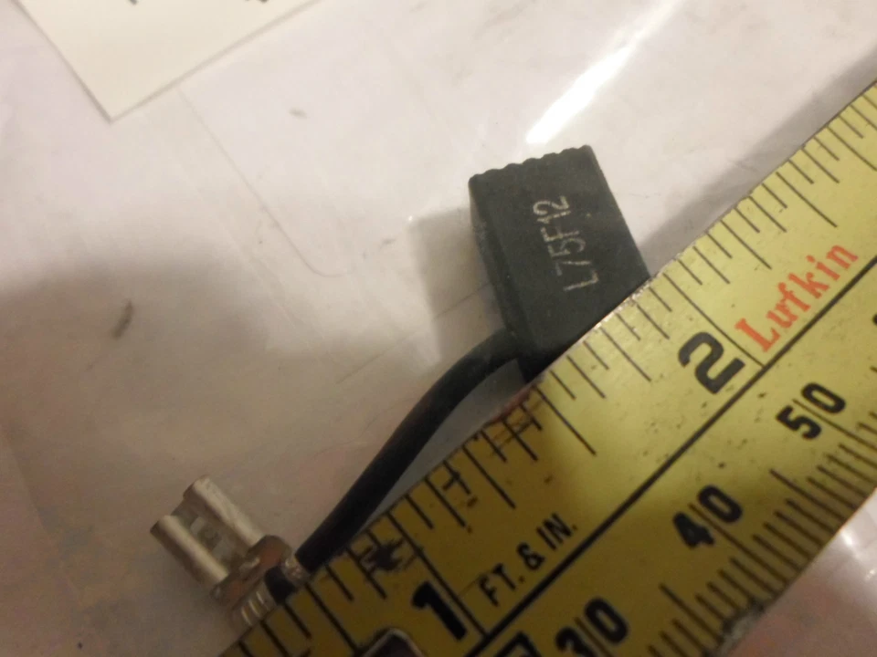 Set of 2 DeWalt Black&Decker Replacement Reciprocating Saw Motor Brush 384719-03 - Image 4 of 4