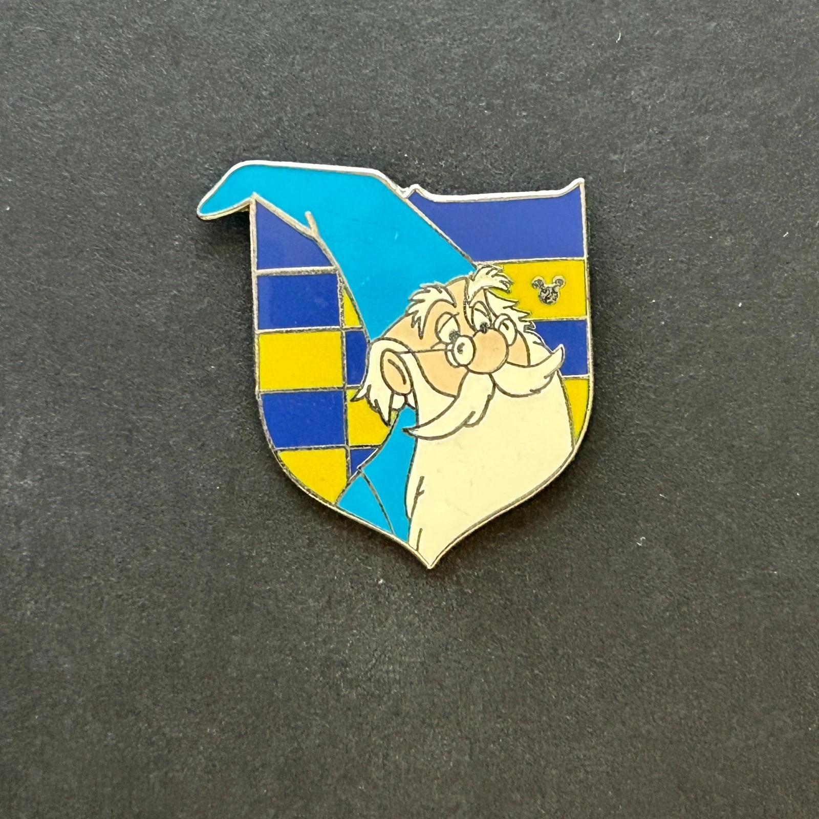 DLR - Merlin - Sword In The Stone - Hidden Mickey 2007 - Set 6 Disney Pin 51753